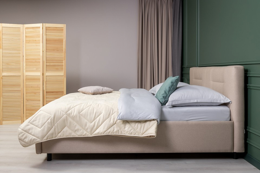 Кровать Nuvola-8 NEW 160x190 Ткань: Рогожка Тетра Яблоко - Кровать в лаконичном стиле с горизонтальной отстрочкой  в изголовье